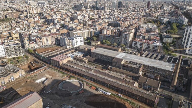 Vistes aèries de la transformació urbana de la zona de Can Batlló