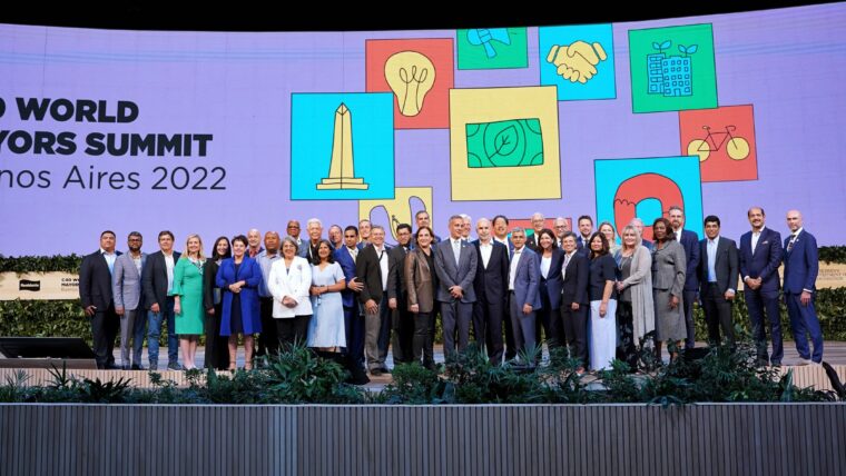 Fotografia final de la Cimera Mundial d'Alcaldes de C40 2022